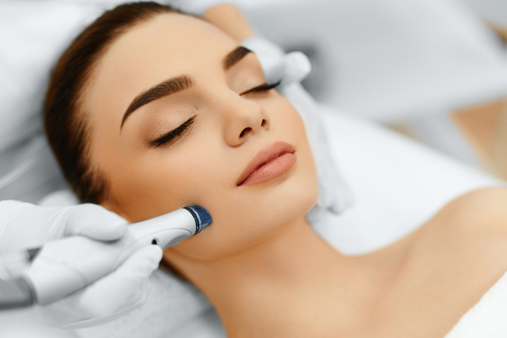 Hydrafacial treatment